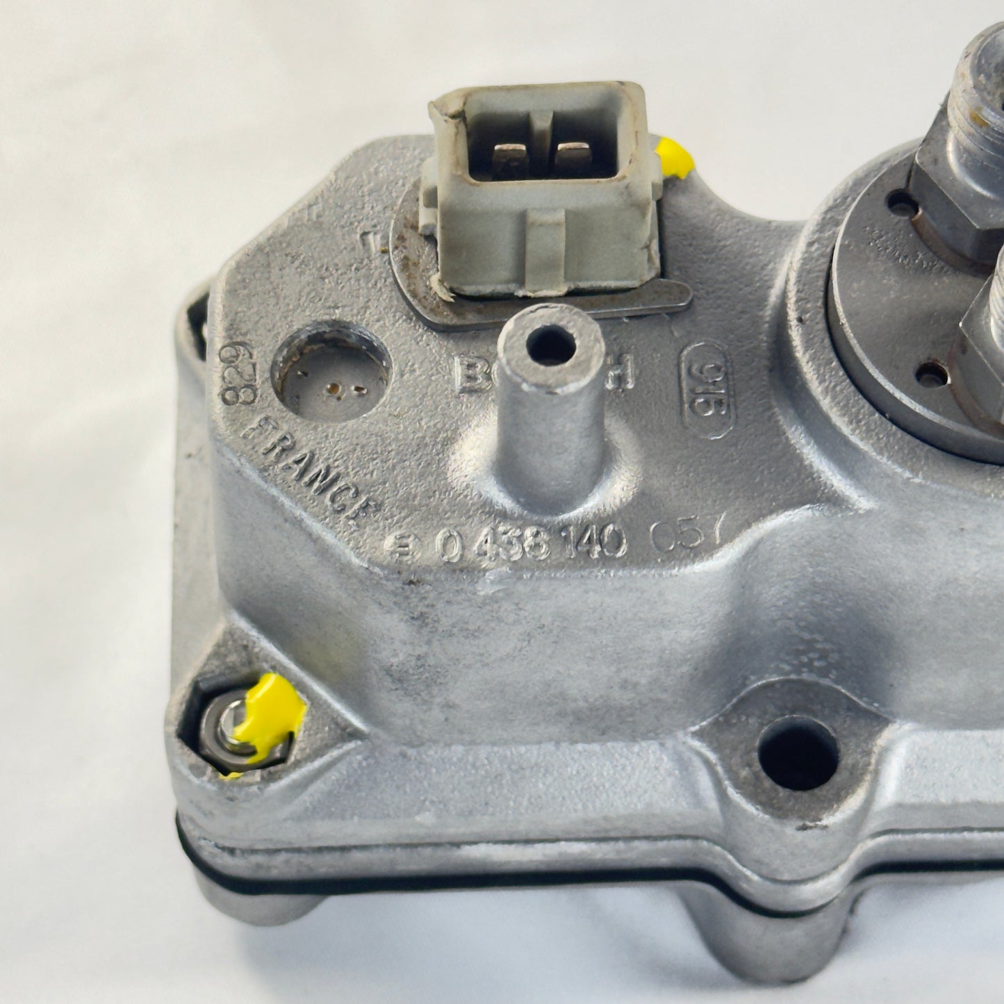 Bosch Warmlaufregler 0438140057 Mercedes M110 – Bild 5
